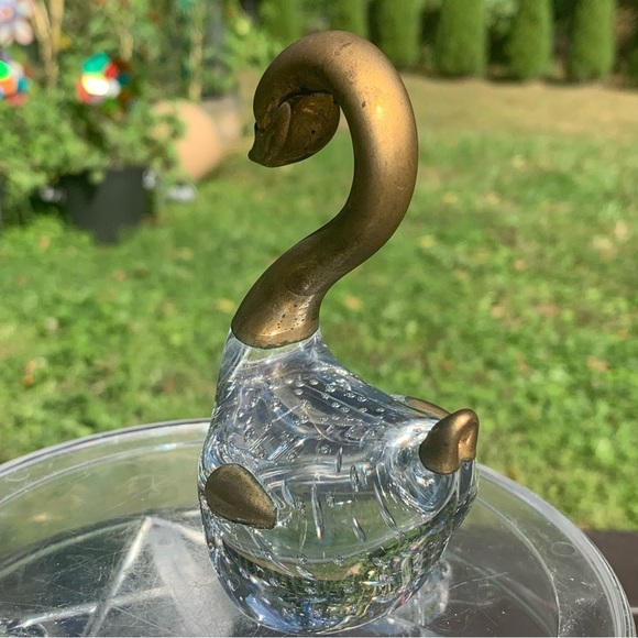 VTG Clear Glass Swan Figurine Paperweight Controlled Bubbles Brass Head Neck 4" - Picture 3 of 13